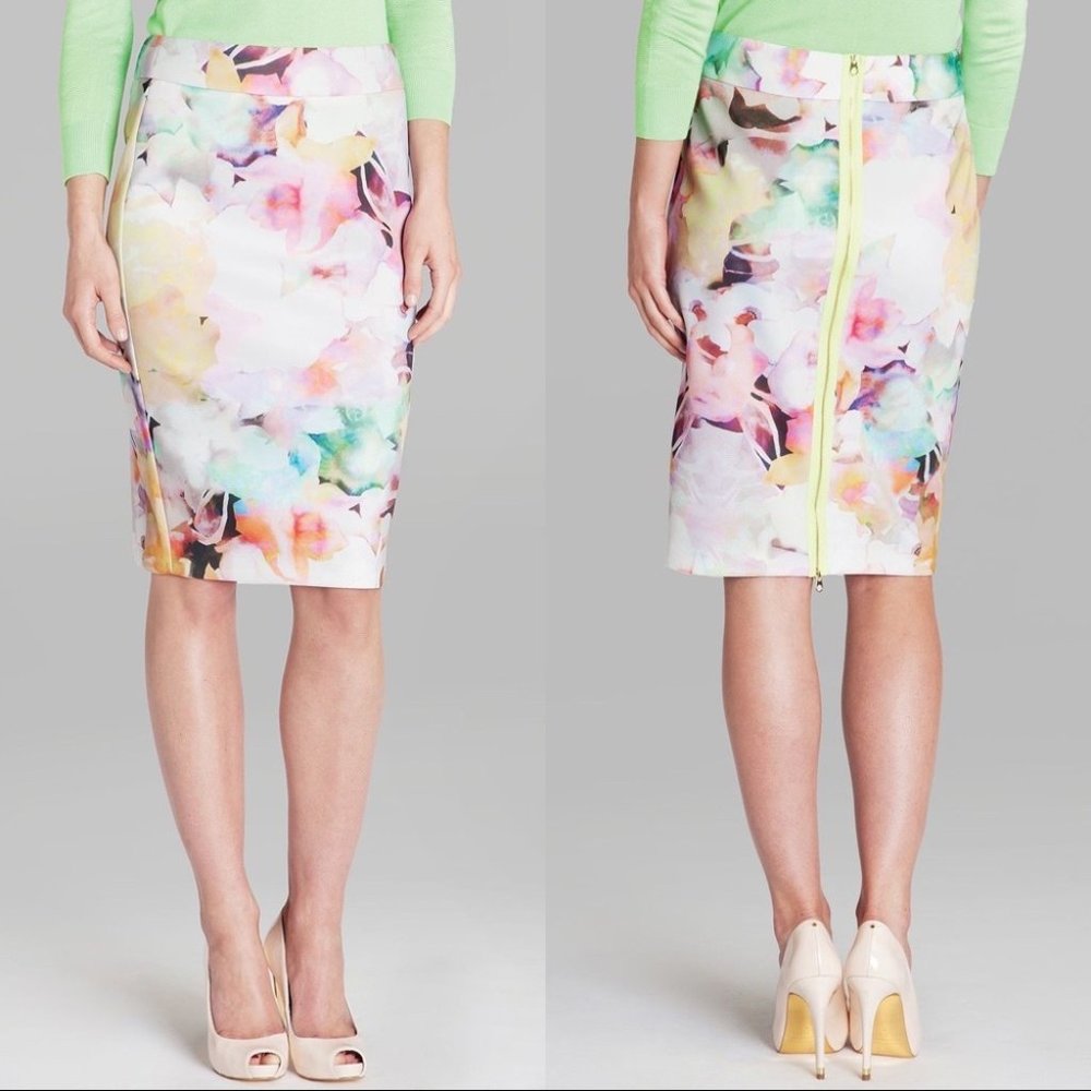 Ted Baker Beautiful Amaranth Floral Pencil Skirt Sz 4 (10/12)